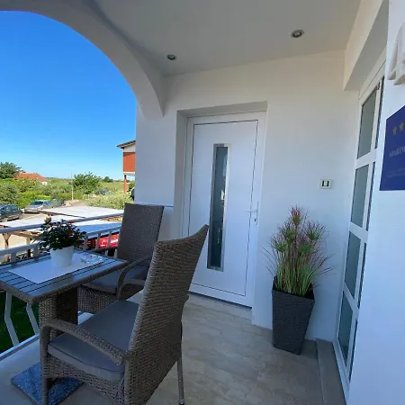 Apartments Roberta Novigrad  Exterior photo