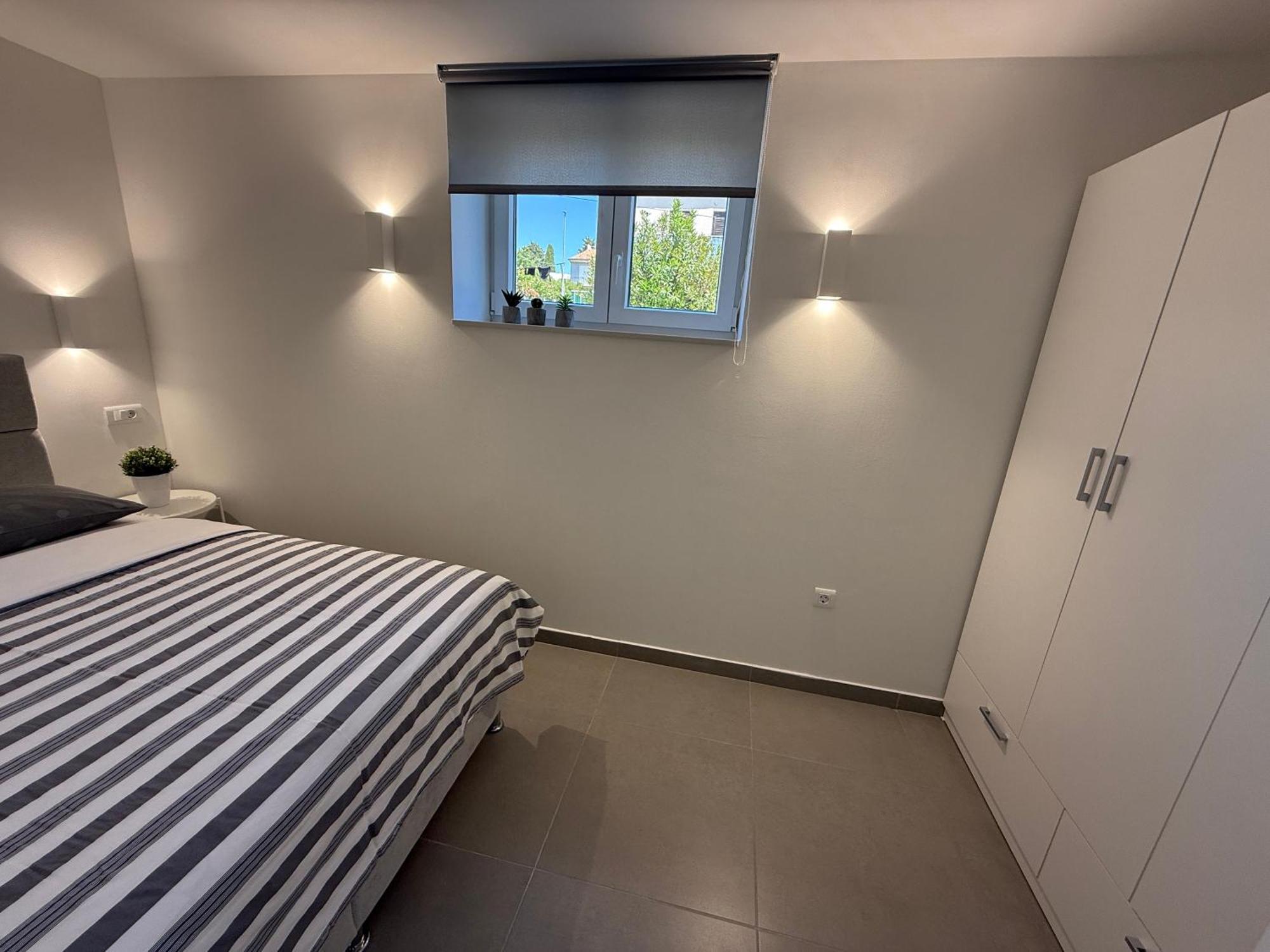 Roberta Apartment *